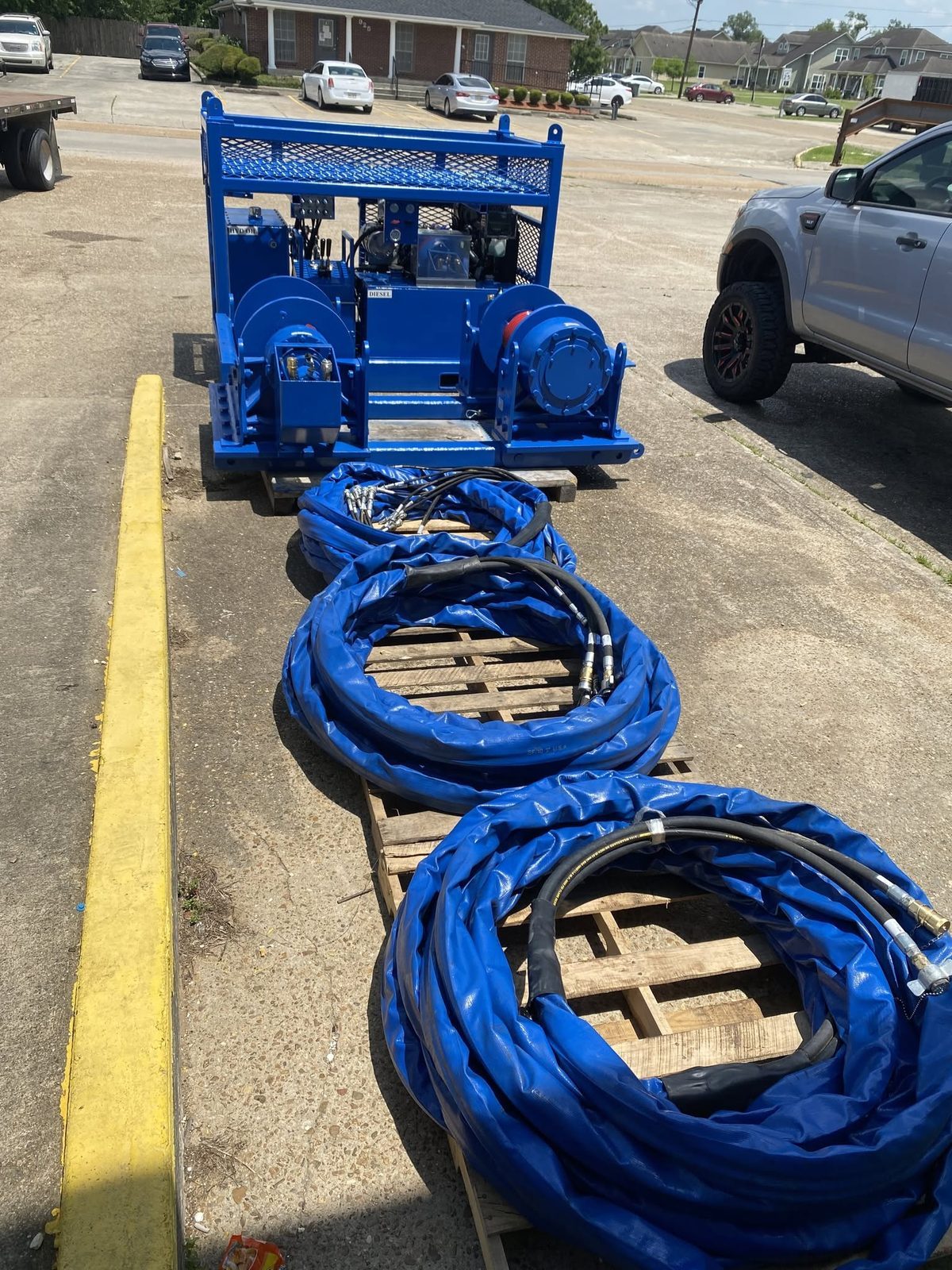 100,000 lb capacity BOP stack lifter built by PH